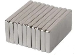 Magnes neodymowy prostokątny 17x4x2mm, 10szt.