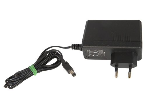 Zasilacz impulsowy 12V/2,5A, wtyk 2,1/5,5 mm, wtyczkowy, BLOW