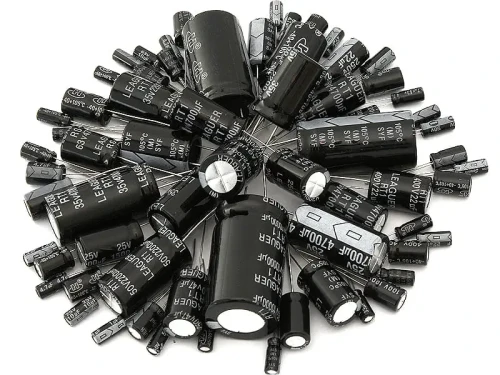 Kondensator elektrolityczny 100uF/450V, 105 C