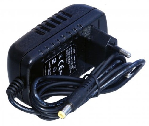 Zasilacz impulsowy 5V/3A, wtyk 2,1/5,5mm