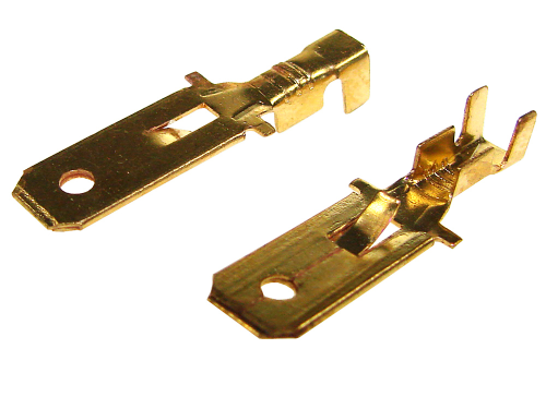Koncówka konektorowa męska E 6,3mm z zaczepami, na przewód 0,75-1,5mm2
