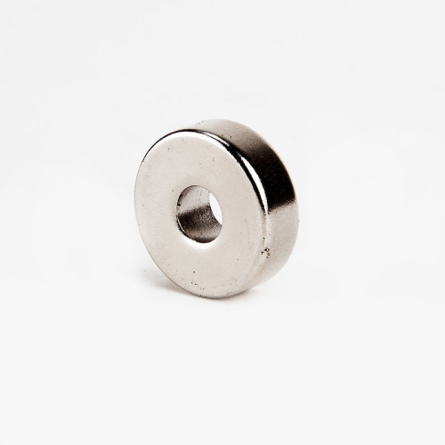 Magnes neodymowy pierścieniowy 20x5mm, otwór 4,2mm